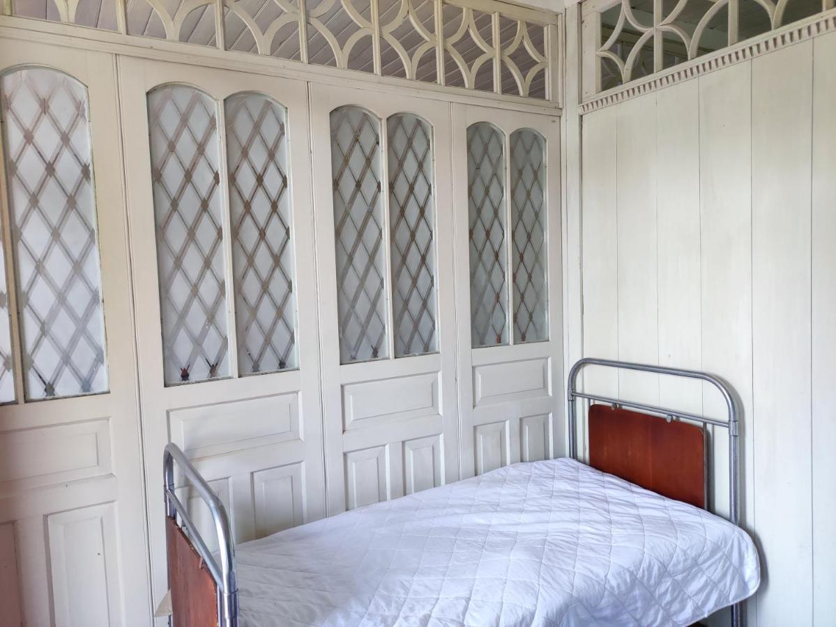 Racha Chogovadze'S Guest House Ambrolauri Eksteriør bilde
